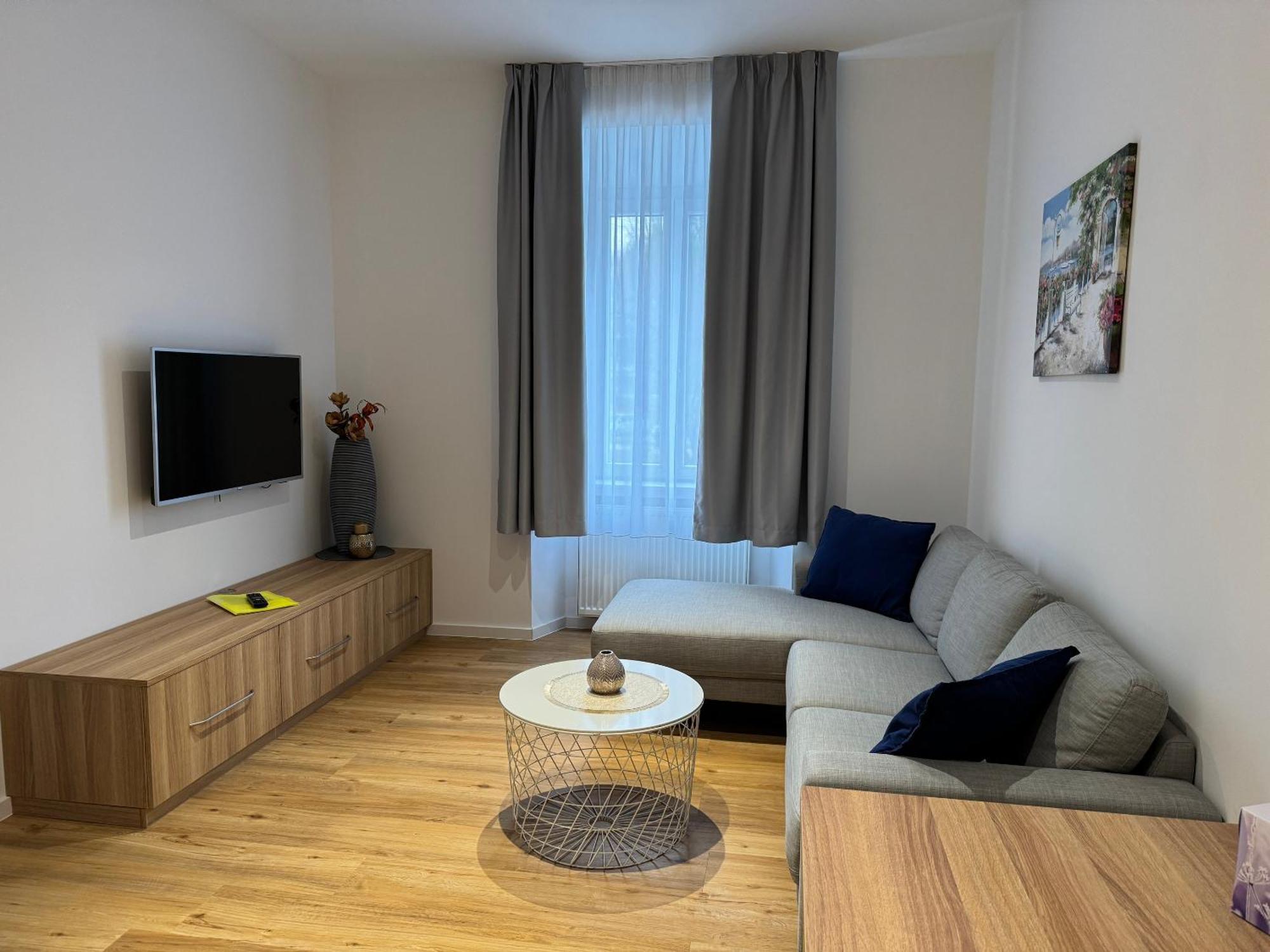 Apartments Tivoli Λιουμπλιάνα Εξωτερικό φωτογραφία