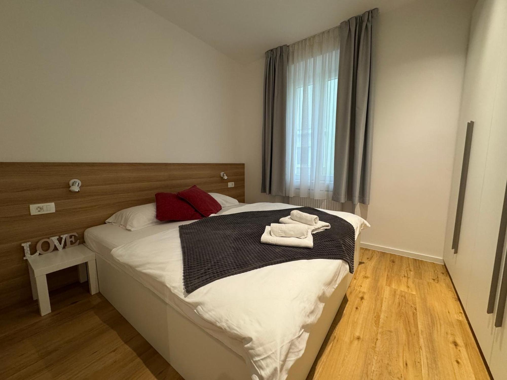 Apartments Tivoli Λιουμπλιάνα Εξωτερικό φωτογραφία